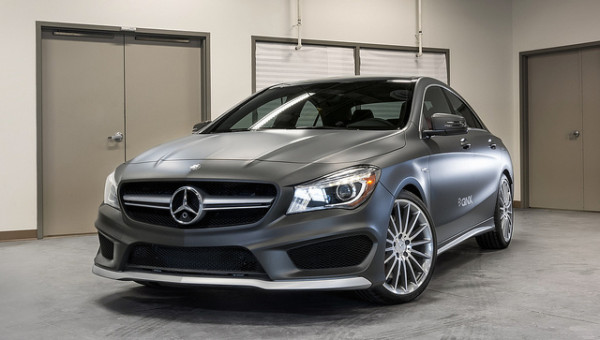 Das neue QNX Technologie Konzeptauto: Mercedes-Benz CLA45 AMG