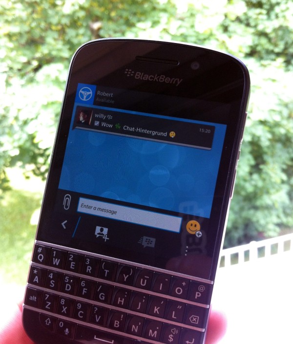 BlackBerry Messenger Update mit Chat-Hintergründen, 16 neuen Emoticons und mehr