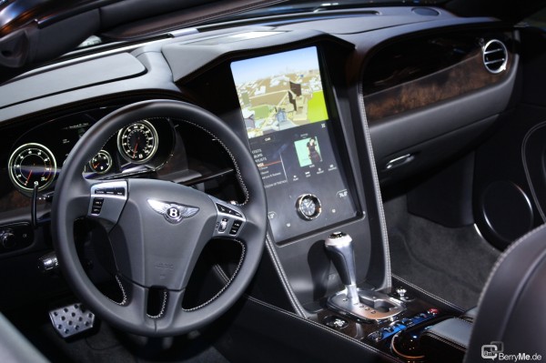 BlackBerry 10 QNX Bentley Continental GT Konzept Auto im Video